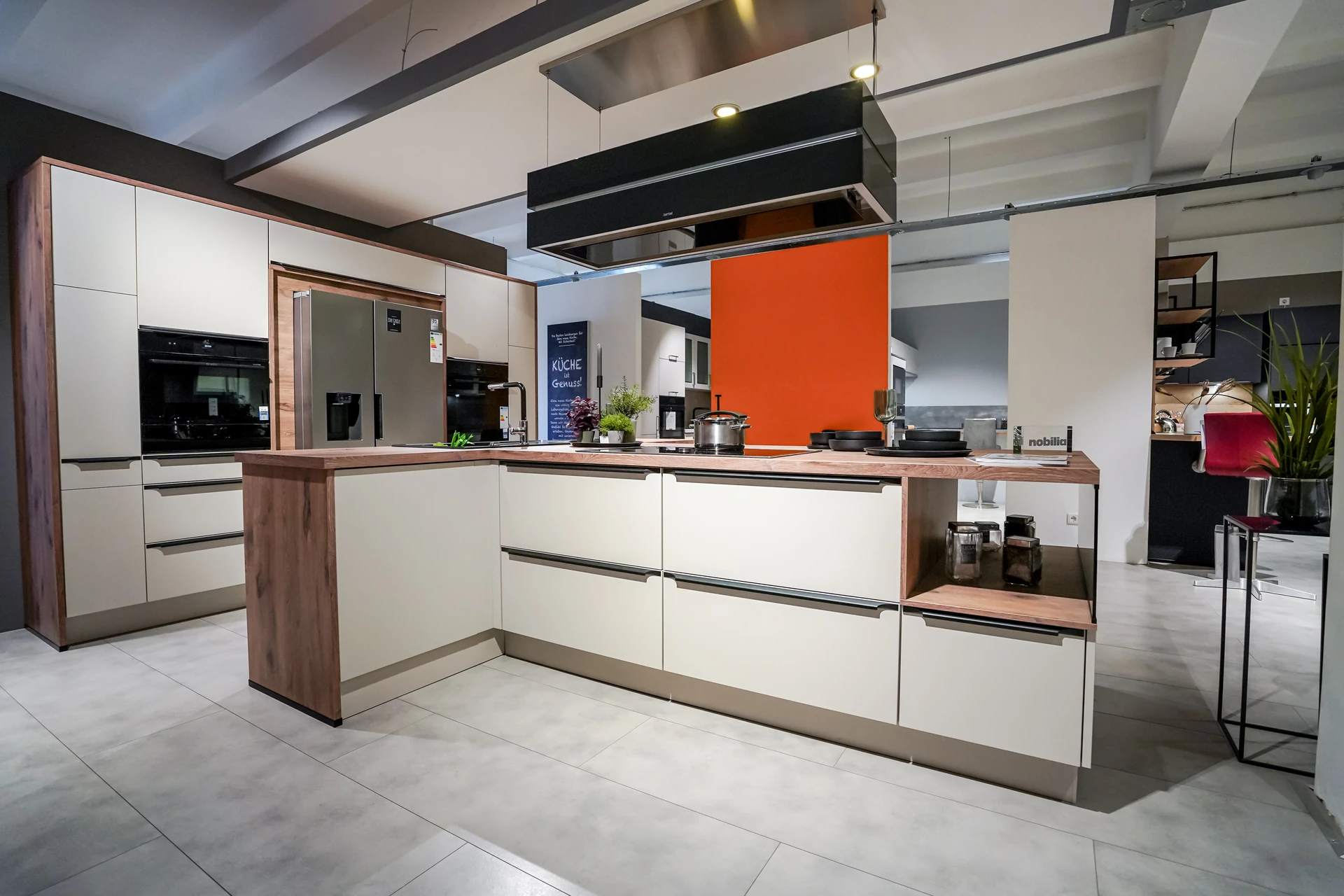 kuechen extertal moebel stoess inselküche creme mit holz